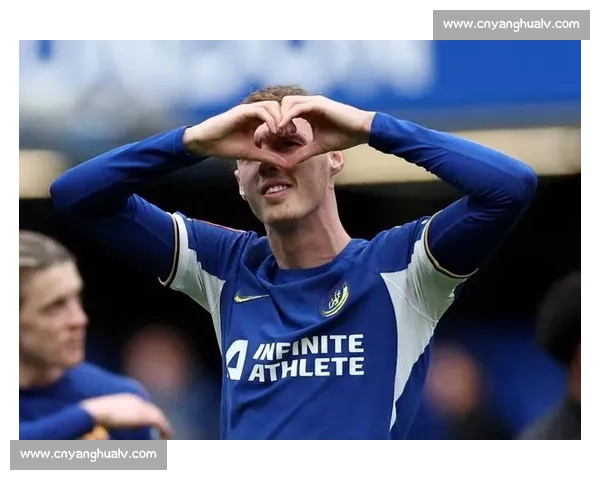 帕尔默 8.8 分全场最佳！1 助攻 2 造杀机难掩传中短板，6 射 3 正成进攻核心