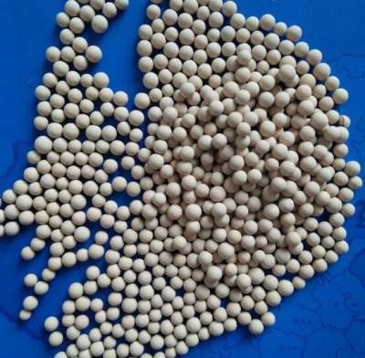 活性氧化铝球 现代工业中的高效吸附与催化材料