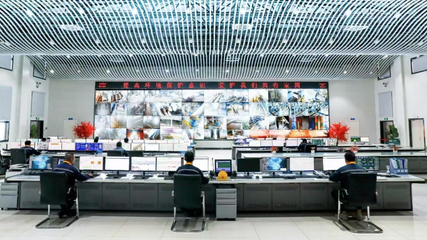 铝土矿的智能“变形记” 探访中铝集团广西华升、云铝文山与中铝瑞闽的活性氧化铝球智能工厂